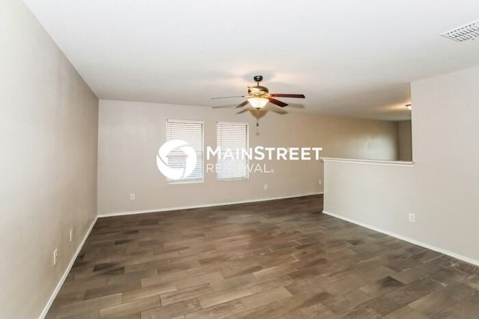 1111 Antoinette Dr - Photo 2 of 14