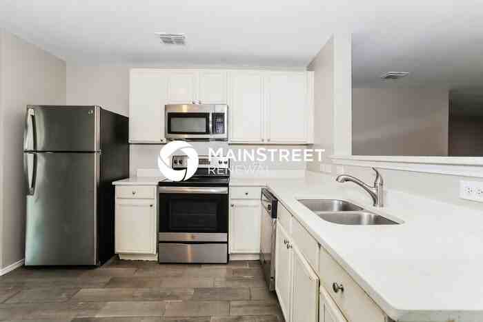 1111 Antoinette Dr - Photo 6 of 14