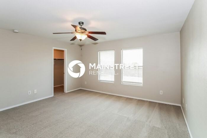 1111 Antoinette Dr - Photo 7 of 14