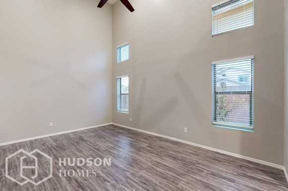 15538 W Supai Cir - Photo 4 of 40