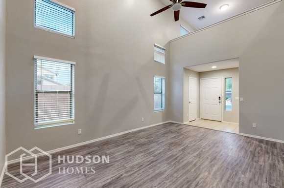 15538 W Supai Cir - Photo 6 of 40