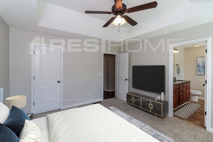 17 Oakbrook Dr Sw - Photo 7 of 20