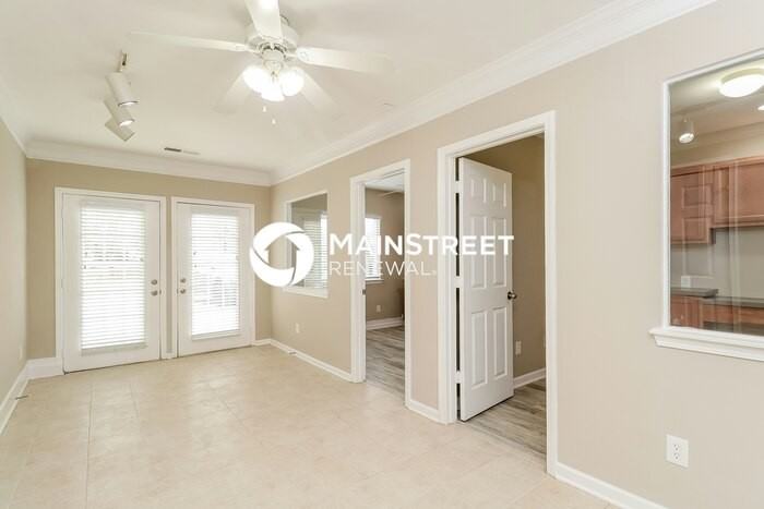 421 Peachtree Rd - Photo 6 of 17