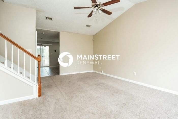 5795 Meadowview Rd - Photo 2 of 16