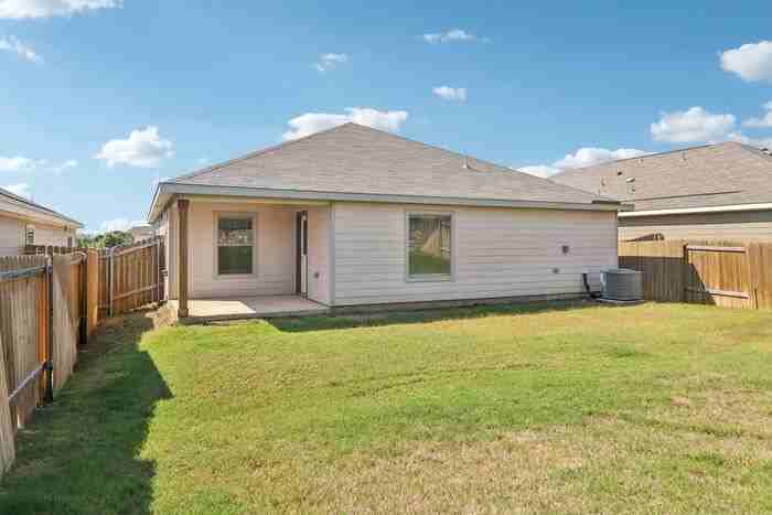 725 Beall St #725BS - Photo 6 of 49