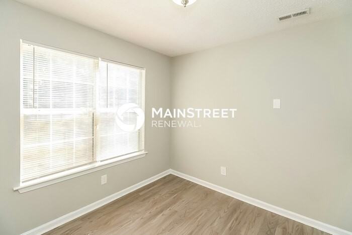 1579 Isleworth Cir - Photo 7 of 17