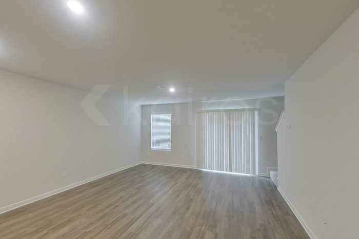 346 Ironwood Ct - Photo 4 of 25