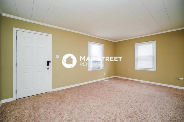 2231 Dartmouth Avenue - Photo 2 of 18