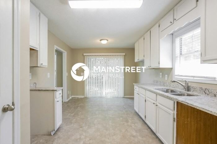 2353 Loren Falls Ln Sw - Photo 6 of 17