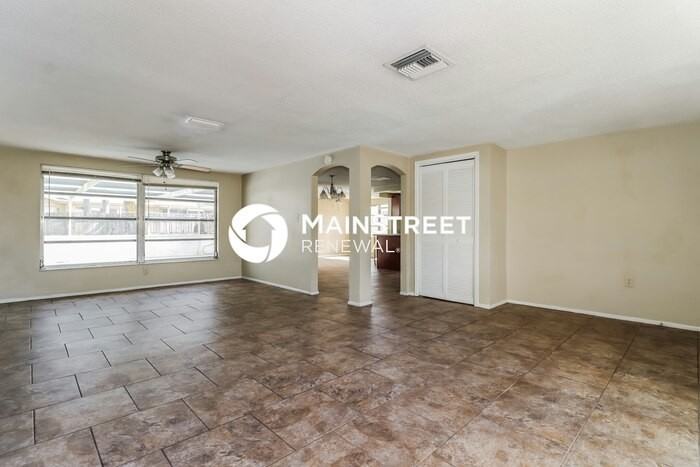 9636 Mark Twain Ln - Photo 4 of 16