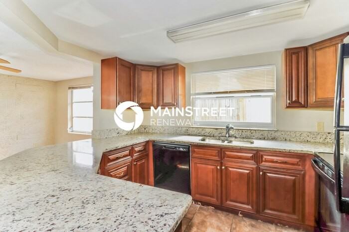 9636 Mark Twain Ln - Photo 7 of 16