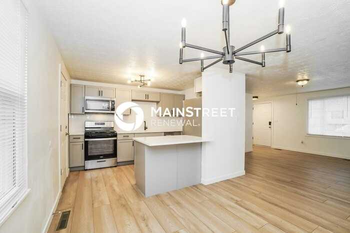 5411 Baynard Dr - Photo 6 of 18