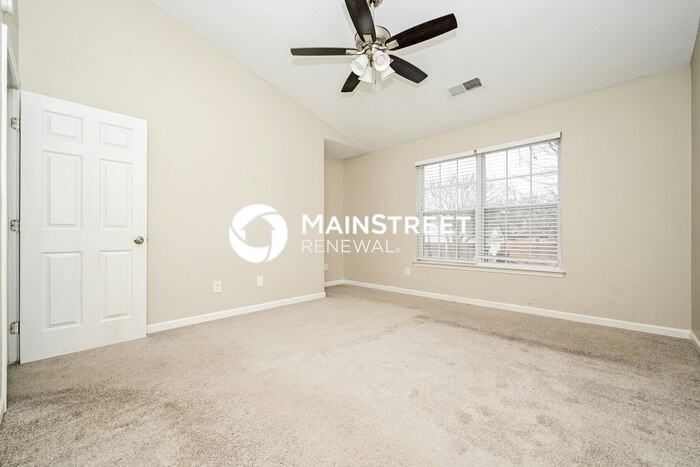 304 Lauren Way - Photo 6 of 17