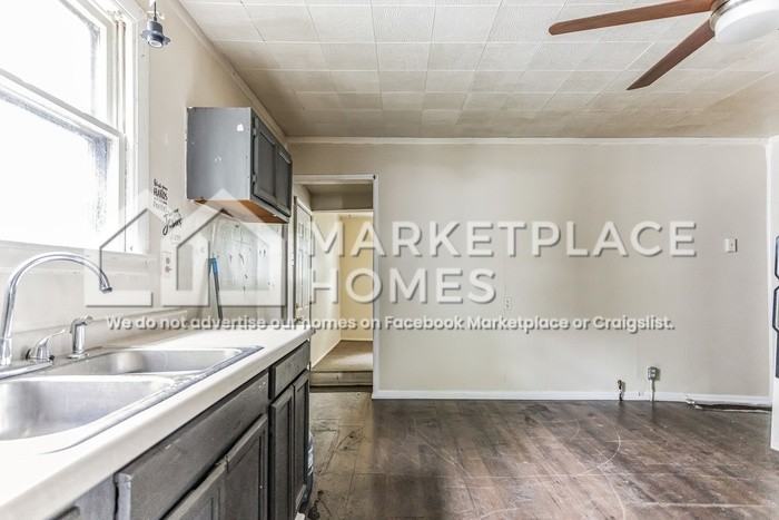 1445 5th Ave - Photo 6 of 15