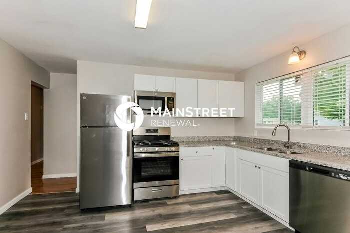 330 Moule Dr - Photo 5 of 17