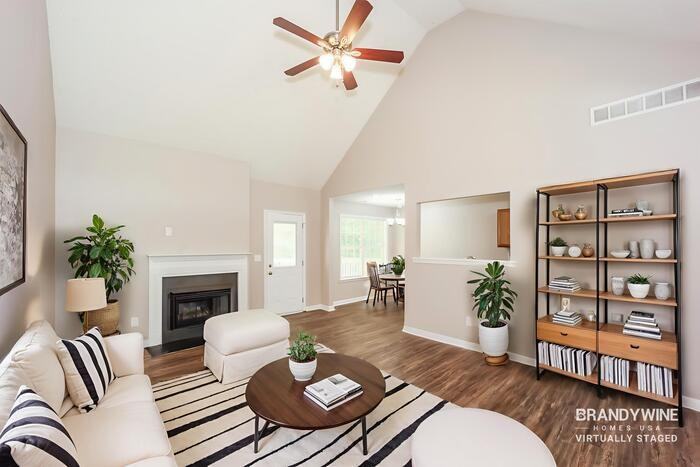 2040 Club Bay Dr - Photo 3 of 22