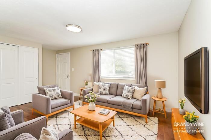 3336 Corey Dr - Photo 2 of 19