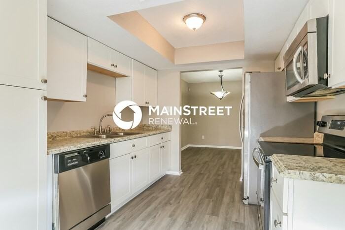 5011 Nw 17th St - Photo 7 of 16