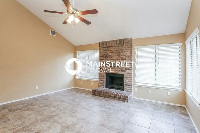 4031 Rocky Ledge Dr - Photo 3 of 17