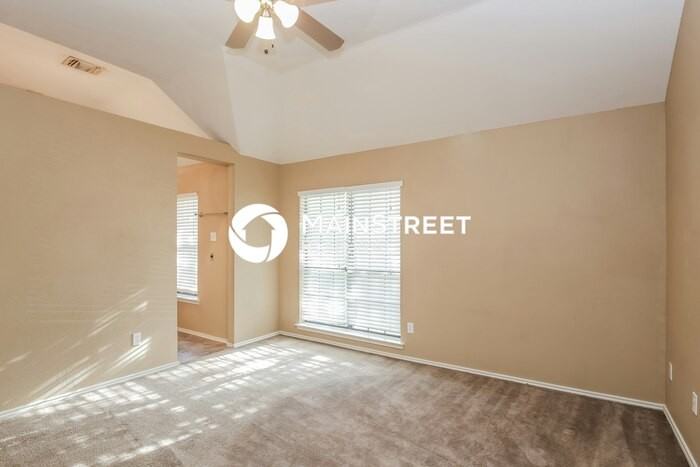 4031 Rocky Ledge Dr - Photo 5 of 17