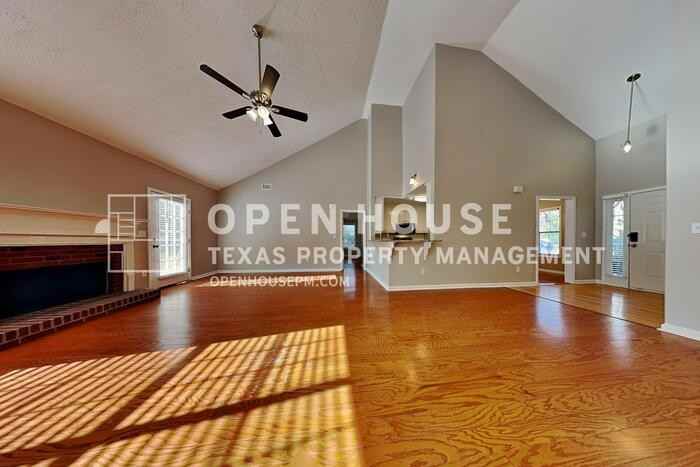 2077 Green Gate Pl - Photo 5 of 21