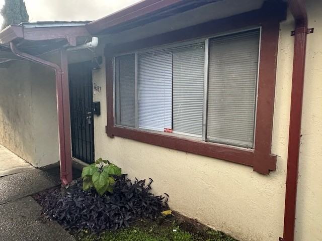 2687 Calariva Dr - Photo 2 of 31