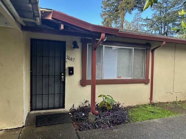 2687 Calariva Dr - Photo 3 of 31