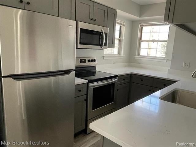 6635 Bellows Ct - Photo 7 of 13