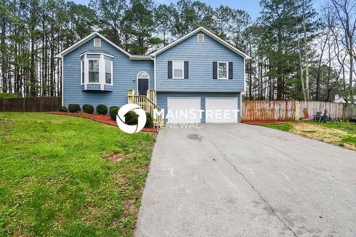 780 Silverthorne Cir - Photo 2 of 16