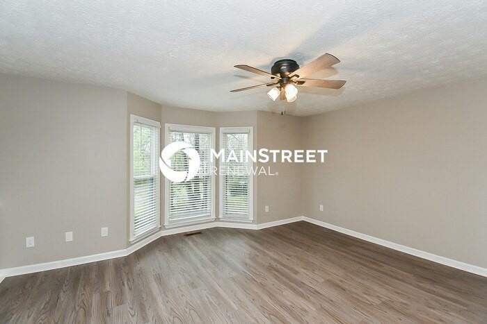 780 Silverthorne Cir - Photo 3 of 16