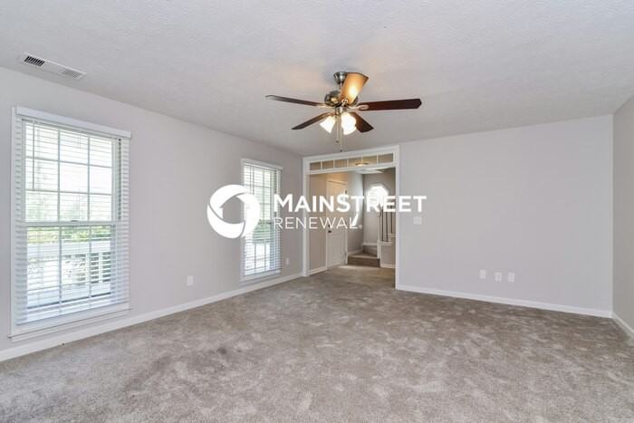 2935 Emerson Lake Drive - Photo 3 of 15