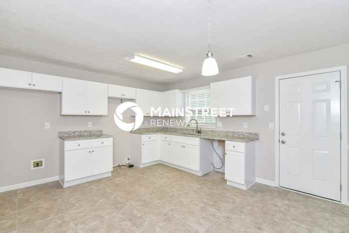 2935 Emerson Lake Drive - Photo 6 of 15