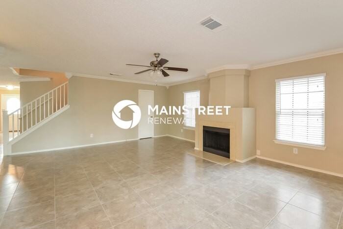 8423 Manderly Place - Photo 4 of 15