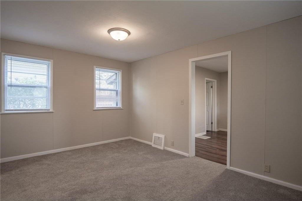 608 7th Ave S - Photo 6 of 13