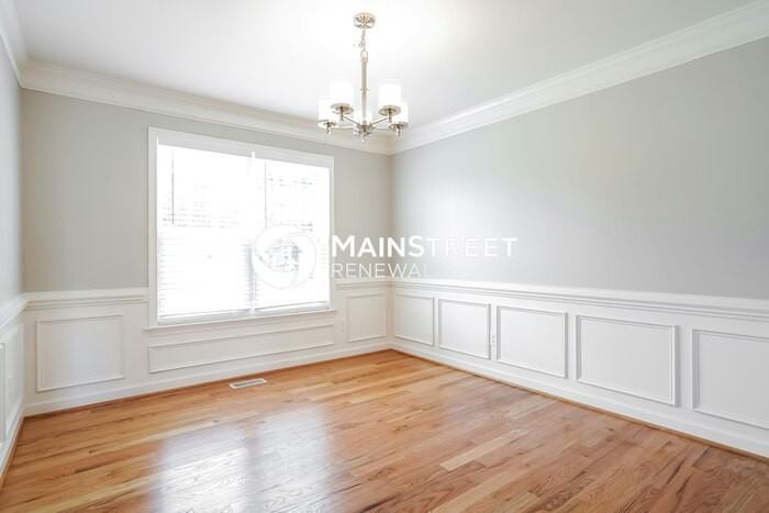 26 Steep Hill Ct - Photo 5 of 17