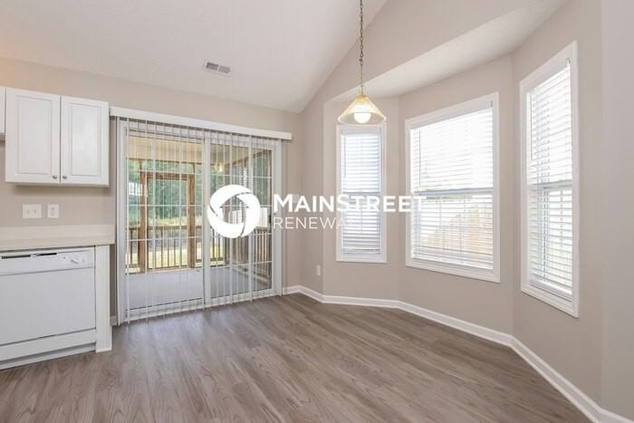 5113 Limewood St - Photo 4 of 16