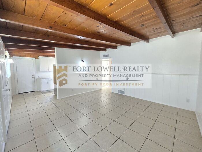 3008 N Balboa Ave - Photo 6 of 16