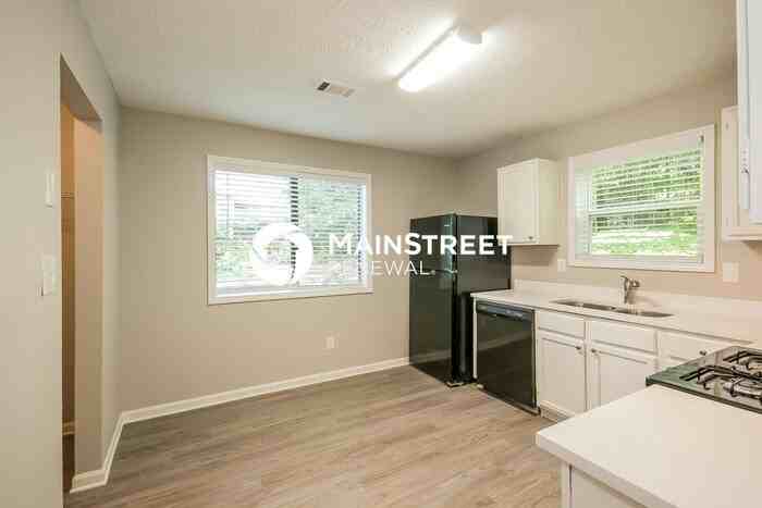 733 Emerald Forest Cir - Photo 6 of 18