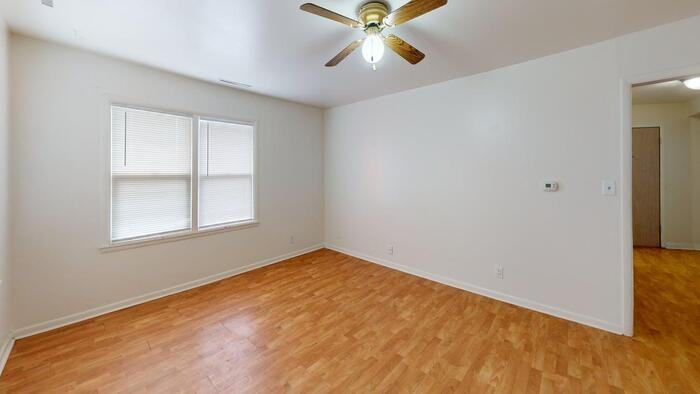 610 9th Street Northwest #3 - Photo 3 of 10