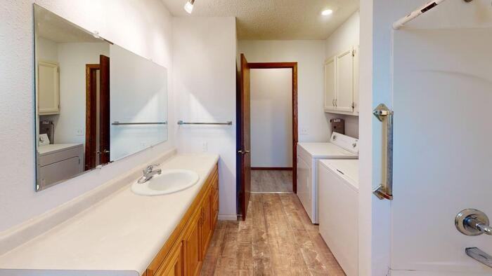 1929 N 11th St #1 - Photo 4 of 12