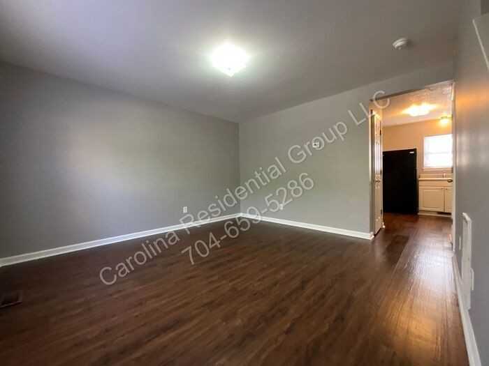 1520 N Main Ave #17 - Photo 2 of 14