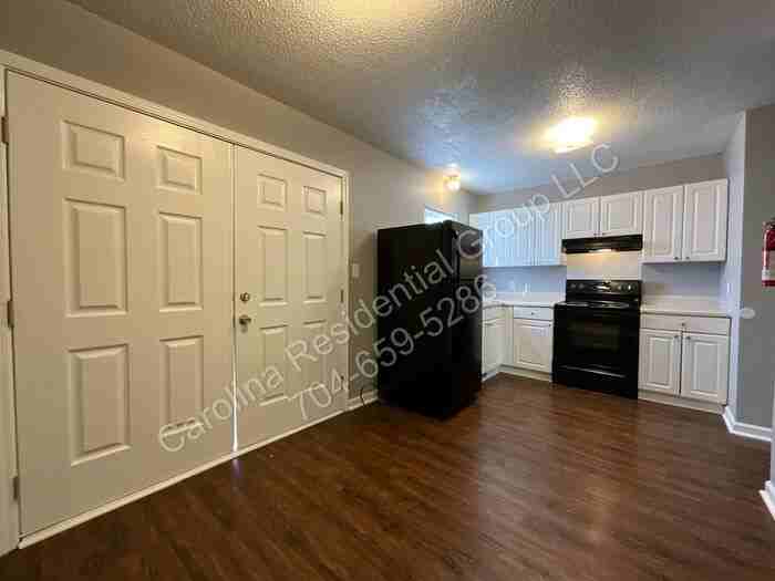 1520 N Main Ave #17 - Photo 7 of 14