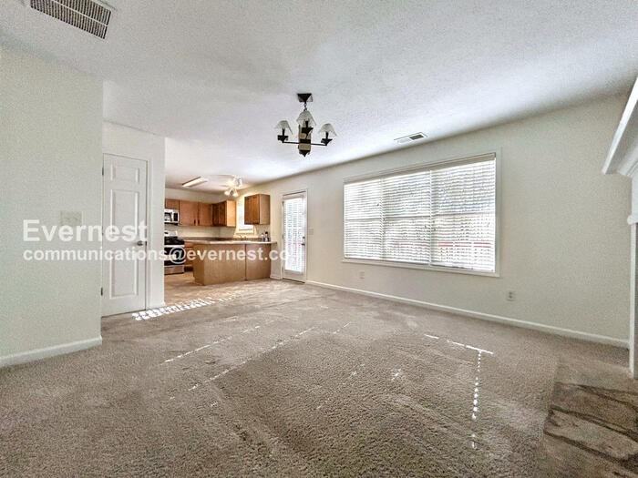 5 Rosemont Ct - Photo 6 of 32