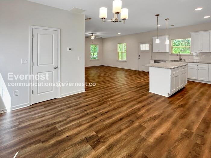 825 Key St - Photo 4 of 20