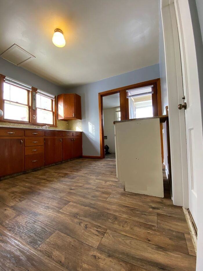 308 Pennsylvania Avenue #3 - Photo 6 of 21