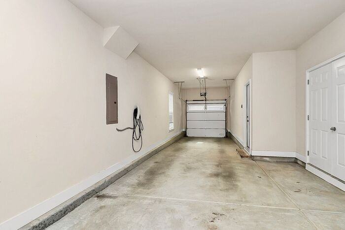 3821 Sky Haven Drive - Photo 4 of 31