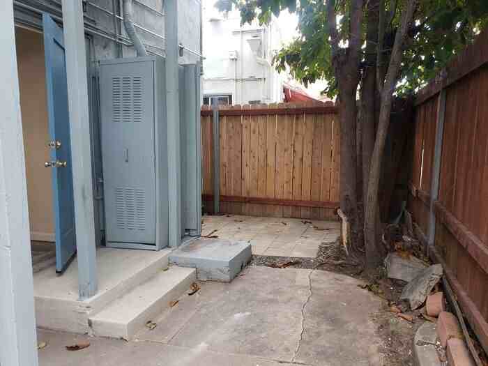 4306 Utah St - Photo 5 of 9