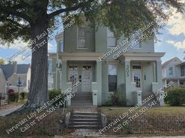 featured image of 305 E 7th St #2