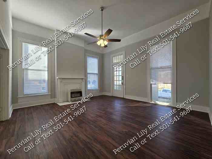 305 E 7th St #2 - Photo 3 of 14