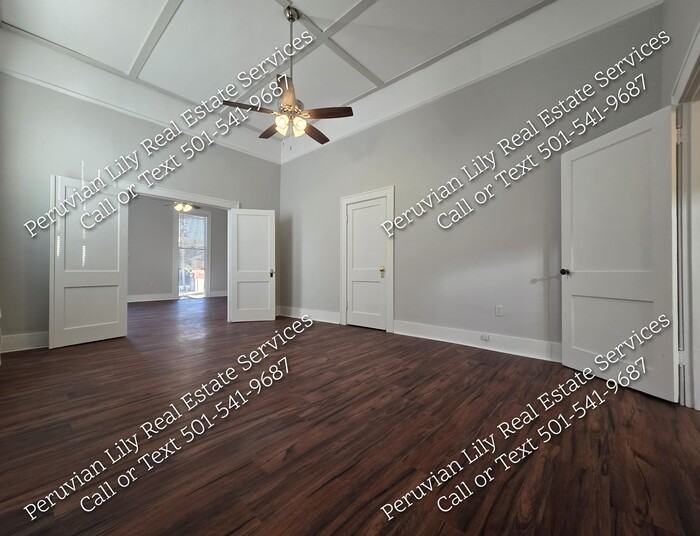 305 E 7th St #2 - Photo 6 of 14
